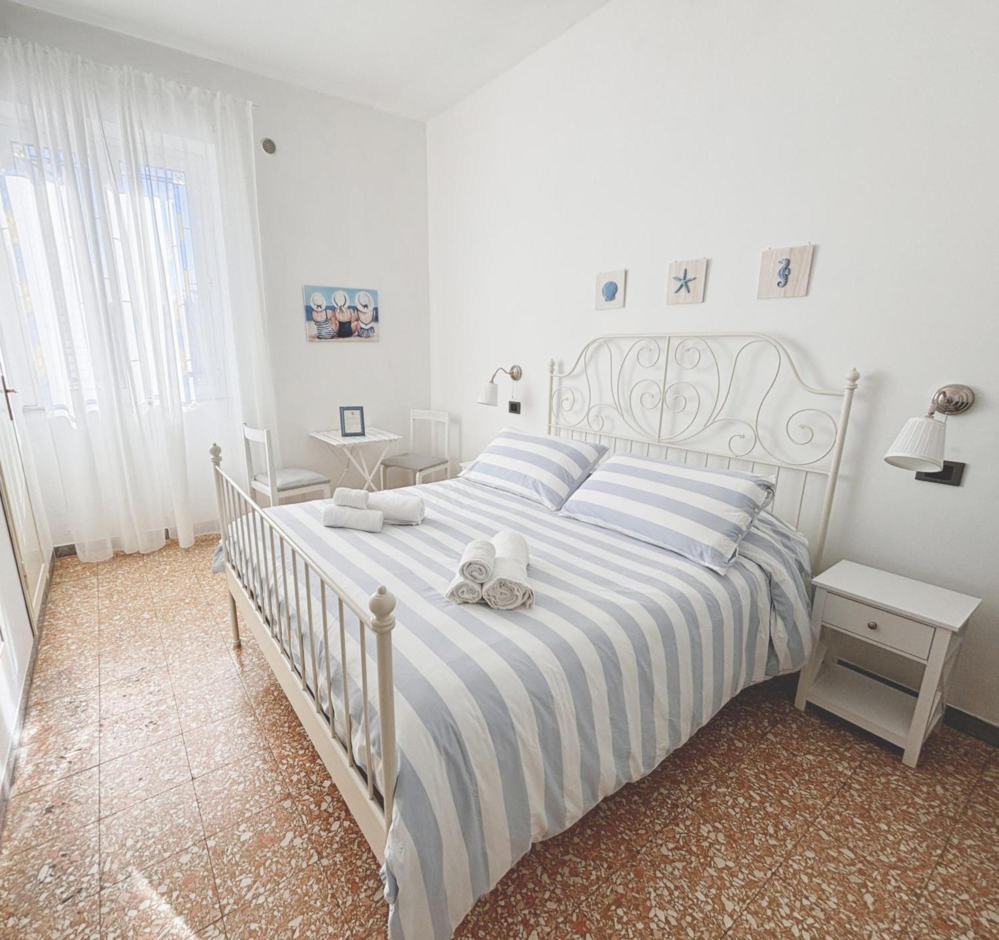 A Casa Di Mario E Nene Bed & Breakfast Viareggio Exterior foto