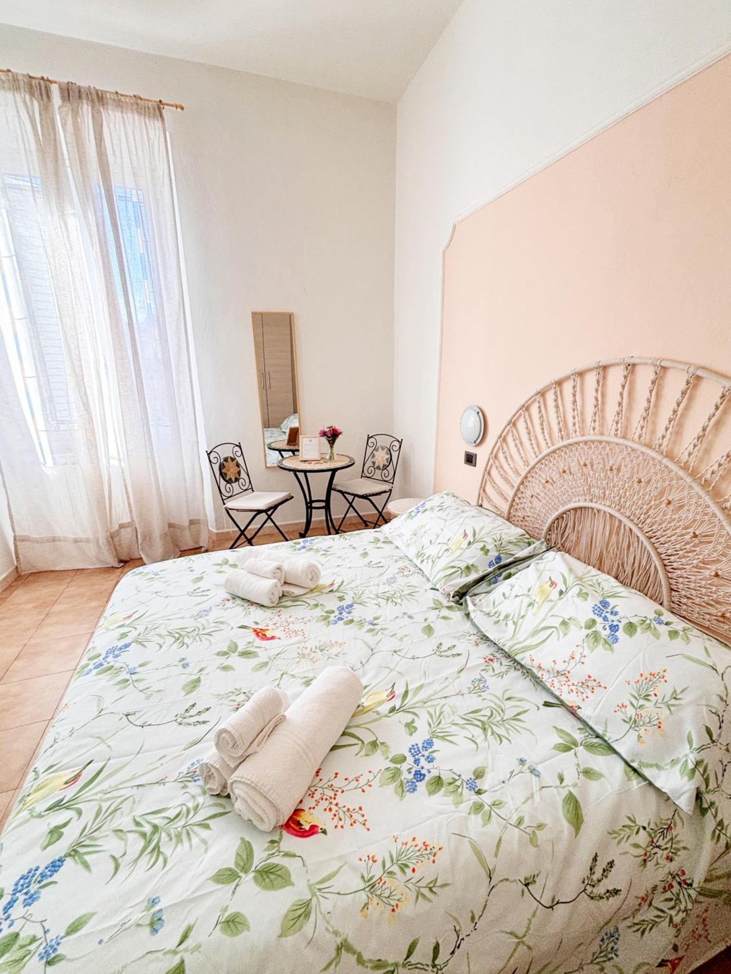 A Casa Di Mario E Nene Bed & Breakfast Viareggio Exterior foto