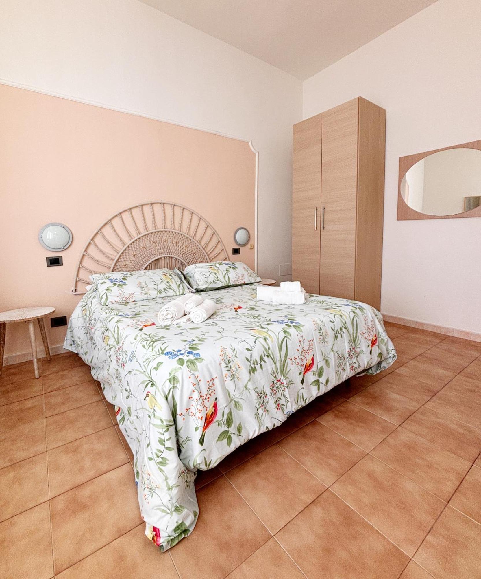 A Casa Di Mario E Nene Bed & Breakfast Viareggio Exterior foto